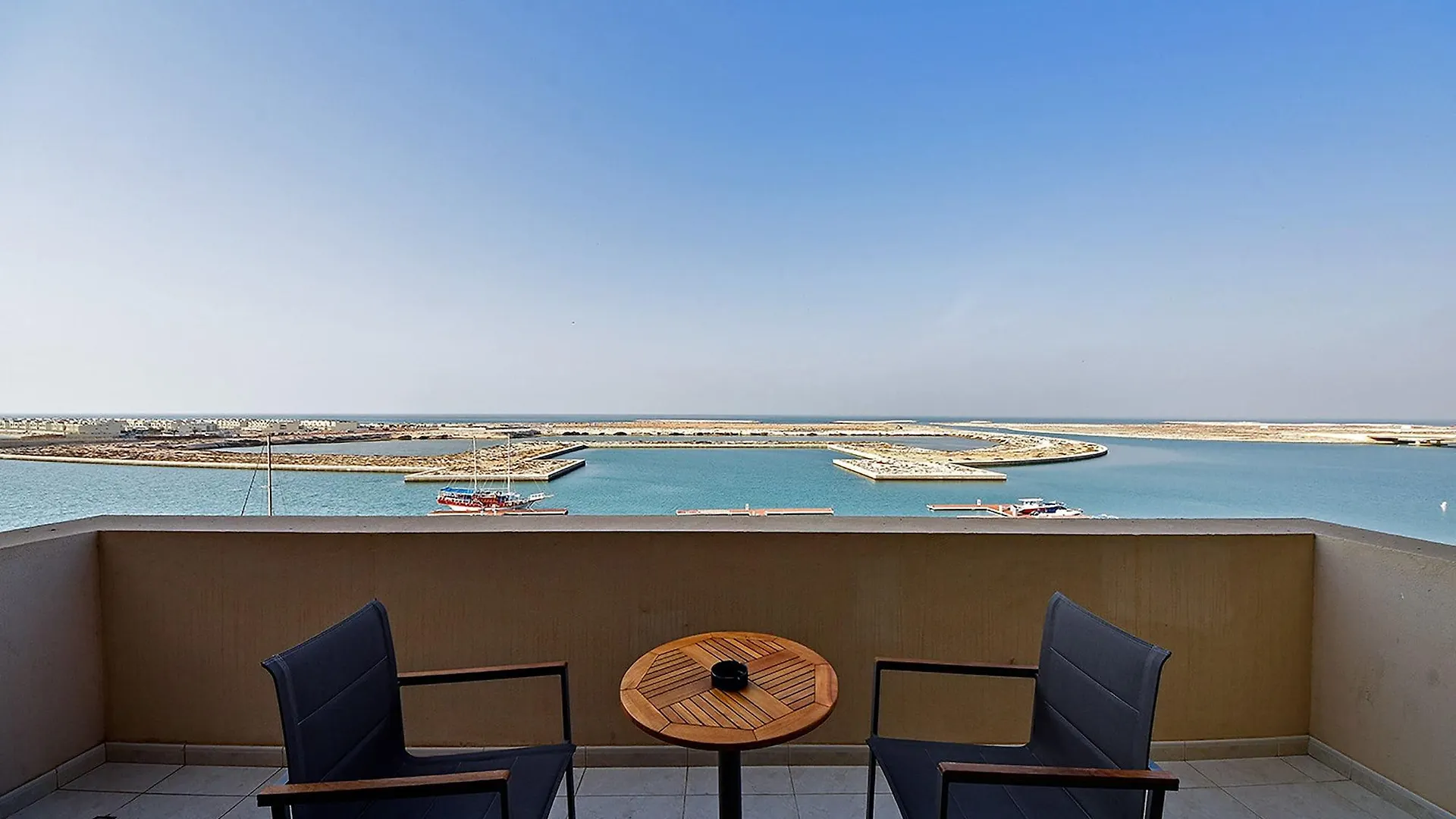 Jannah Hotel Apartments & Villas Ra’s al-Chaima 3*,